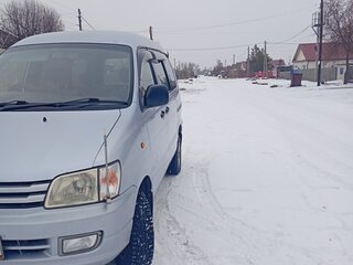 1997 Toyota Town Ace III, серый, 590000 рублей, вид 1