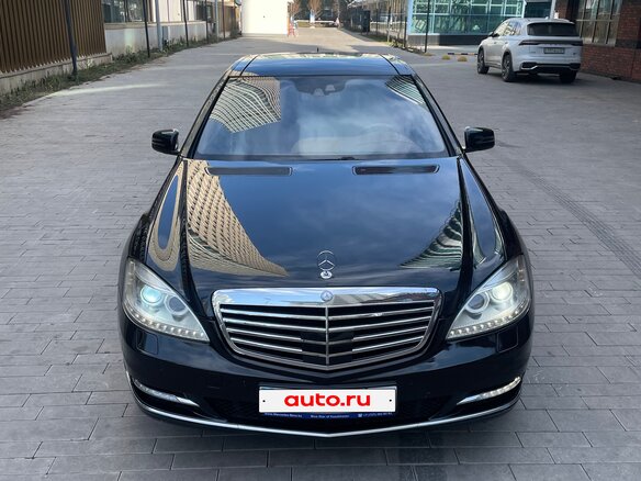 2009 Mercedes-Benz S-Класс 500 Long V (W221) Рестайлинг, чёрный, 1800000 рублей - вид 4