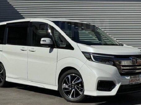 Honda Stepwgn V Рестайлинг