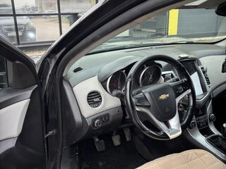2012 Chevrolet Cruze I, чёрный, 650000 рублей, вид 5