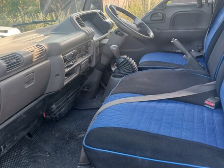 1996 Nissan Atlas, белый, 900000 рублей, вид 4