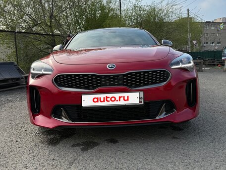 2018 Kia Stinger I, красный, 2900000 рублей, вид 5