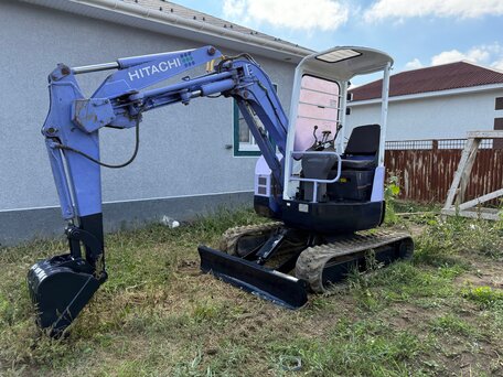 2011 Komatsu PC30, 1390000 рублей, вид 1