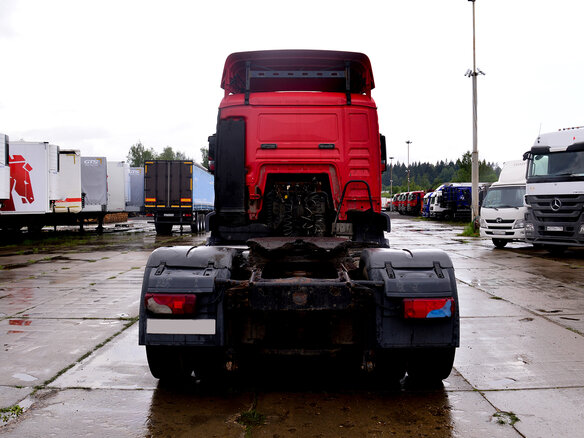 2011 MAN TGS, красный - вид 5