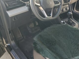 2021 Volkswagen Taos I, чёрный, 2450000 рублей, вид 3