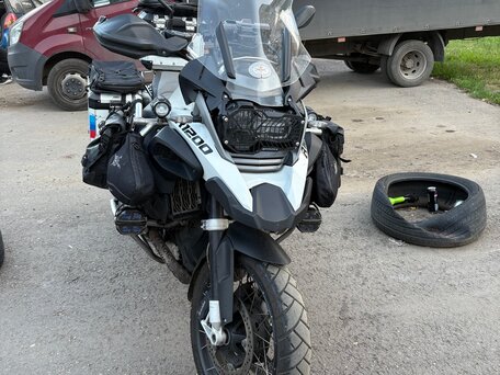 2015 BMW R 1200 GS Adventure, белый, 1000000 рублей, вид 2