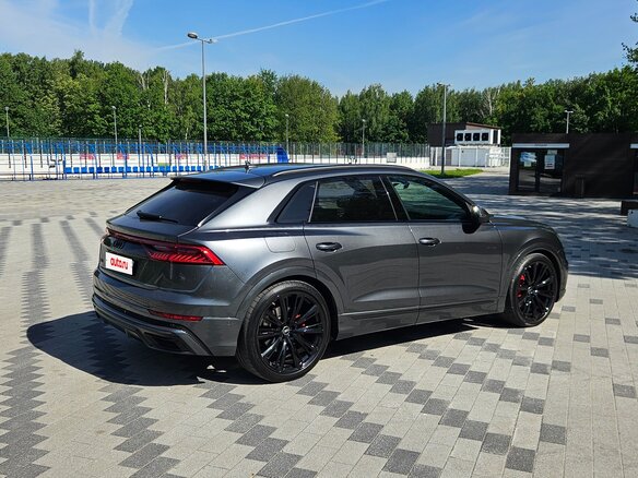 2023 Audi Q8 50 TDI I (4M), серый - вид 3