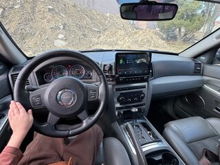 2007 Jeep Grand Cherokee SRT8 III (WK), серебристый, 2500000 рублей, вид 3