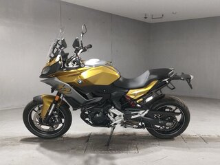 2021 BMW F 900 XR, золотистый, 693000 рублей, вид 2