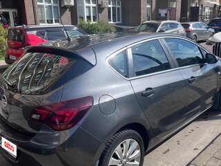 2012 Opel Astra J, серый, 970000 рублей, вид 3