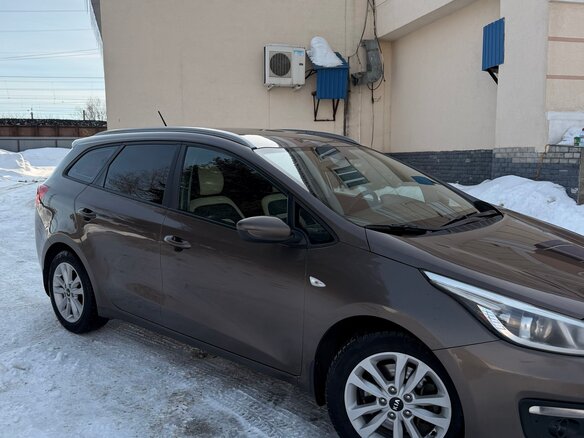 2015 Kia Ceed II Рестайлинг, коричневый, 999999 рублей - вид 5