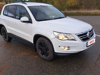 2010 Volkswagen Tiguan I, белый, 800000 рублей, вид 2