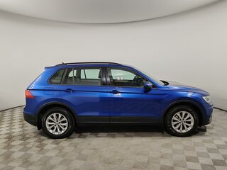 2020 Volkswagen Tiguan II, синий, 2175000 рублей, вид 4