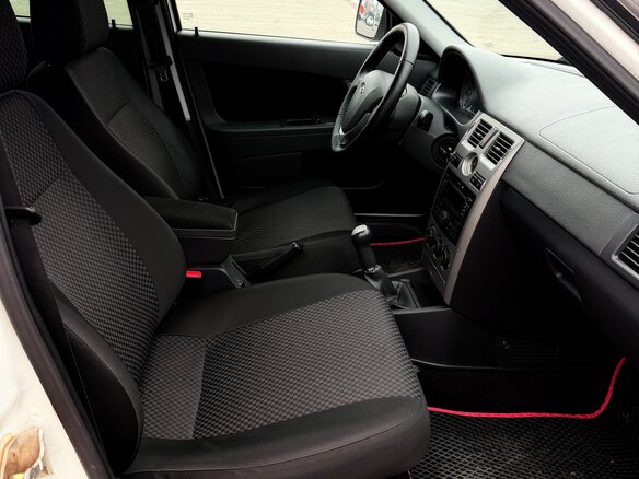 2012 Lada (ВАЗ) Priora I, белый, 800000 рублей - вид 5