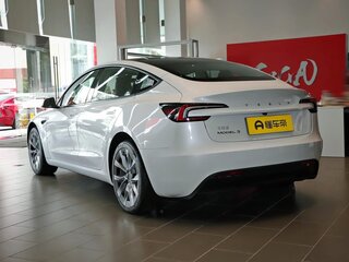 2025 Tesla Model 3 Long Range I Рестайлинг, белый, 8366500 рублей, вид 5