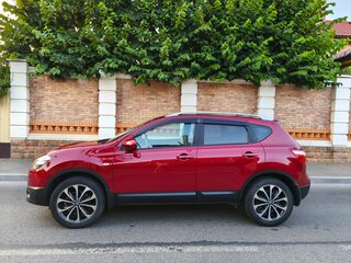 2010 Nissan Qashqai I Рестайлинг, пурпурный, 1450000 рублей, вид 5