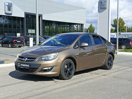 Opel Astra J Рестайлинг