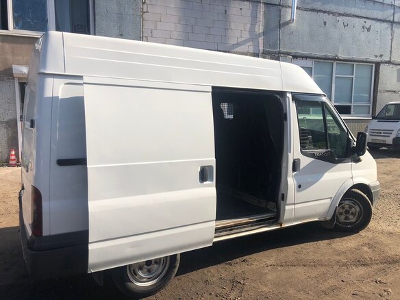 2010 Ford Transit, белый, 680000 рублей - вид 2