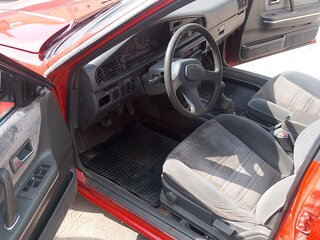 1988 Mazda 626 III (GD), красный, 95000 рублей, вид 4