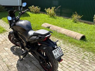 2020 Bajaj Dominar 400, чёрный, 305000 рублей, вид 4