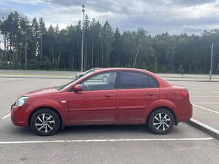2010 Kia Rio II Рестайлинг, красный, 660000 рублей, вид 4