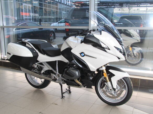 2021 BMW R 1250 RT, белый