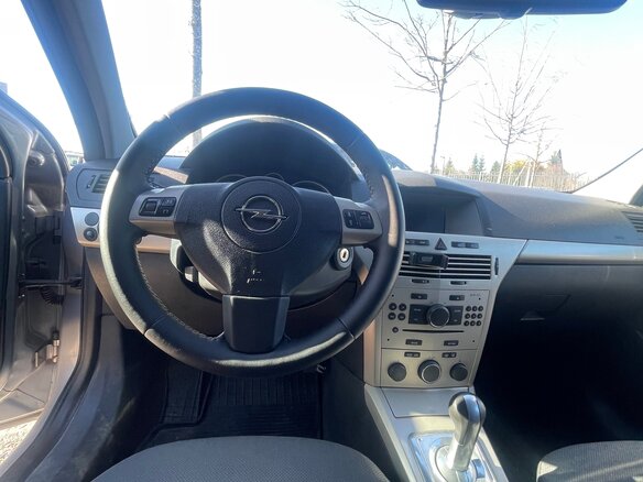 2007 Opel Astra H, серый, 400000 рублей - вид 5