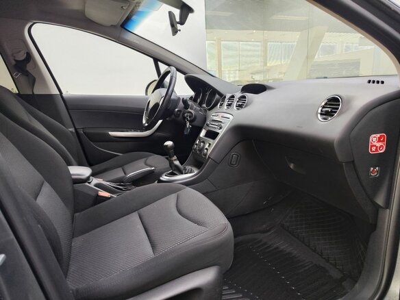 2014 Peugeot 408 I, серый, 450000 рублей - вид 10