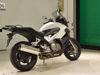 2012 Honda VFR 800X (Crossrunner), белый, 480000 рублей, вид 5