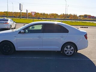 2019 Skoda Rapid I Рестайлинг, белый, 990000 рублей, вид 4