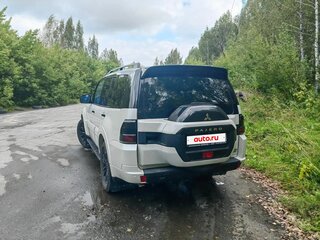 2019 Mitsubishi Pajero IV Рестайлинг 2, белый, 4650000 рублей, вид 3