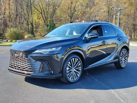 Lexus RX V