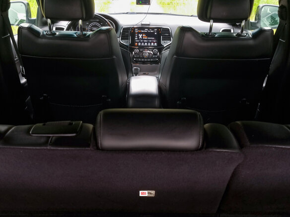 2020 Jeep Grand Cherokee IV (WK2) Рестайлинг, чёрный, 4800000 рублей - вид 2