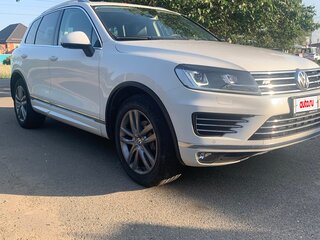 2016 Volkswagen Touareg II Рестайлинг, белый, 2900000 рублей, вид 3