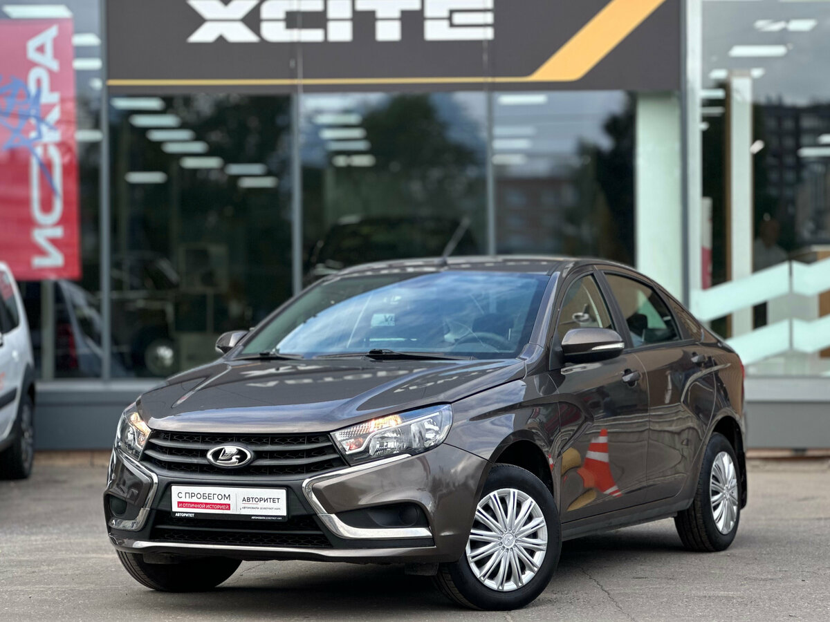 Открыть фотографии: Lada (ВАЗ) Vesta I