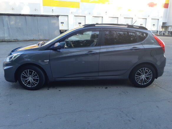 2011 Hyundai Solaris I, серый, 850000 рублей - вид 7