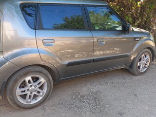 2010 Kia Soul I, серый, 1200000 рублей, вид 2