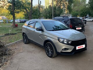 2019 Lada (ВАЗ) Vesta SW Cross I, бежевый, 995000 рублей, вид 1