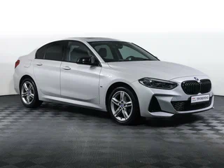 2020 BMW 1 серии 120i III (F52) Рестайлинг, белый, 2418000 рублей, вид 3