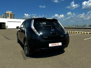 2016 Nissan Leaf 30kWh I (ZE0/AZE0), чёрный, 900000 рублей, вид 5