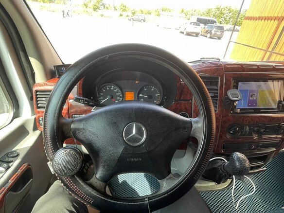 2008 Mercedes-Benz Sprinter, белый, 1300000 рублей - вид 2