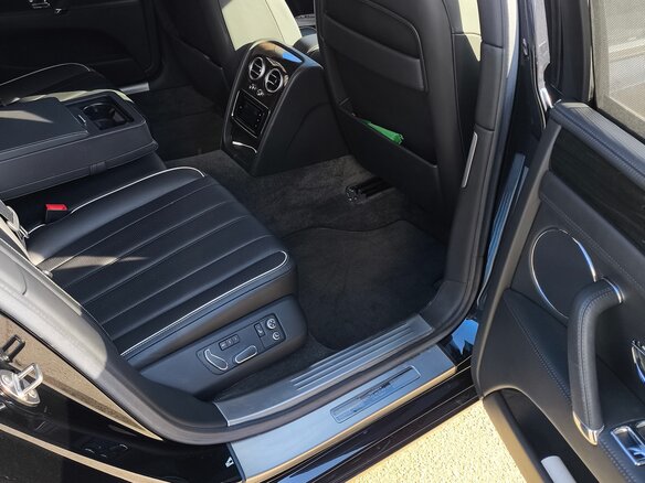 2013 Bentley Flying Spur II, чёрный, 10500000 рублей - вид 13