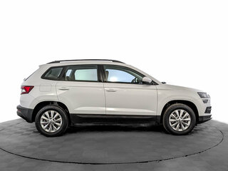 2022 Skoda Karoq DSG7 I, белый, 2600000 рублей, вид 4