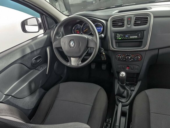 2016 Renault Logan II, белый, 624000 рублей - вид 10