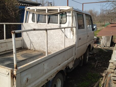 1991 Nissan Atlas, белый, 450000 рублей, вид 3