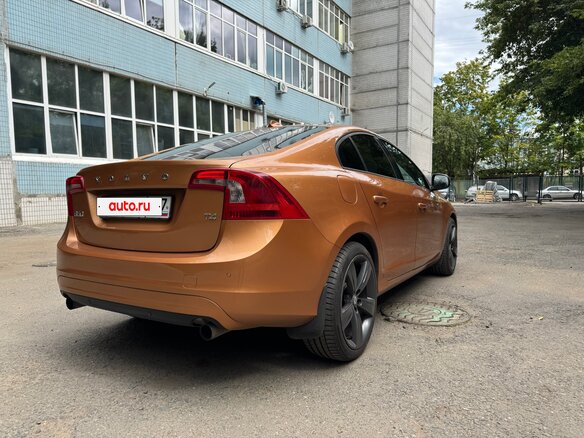 2013 Volvo S60 II Рестайлинг, оранжевый - вид 4