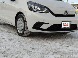 2021 Honda Fit IV, белый, 1590000 рублей, вид 4
