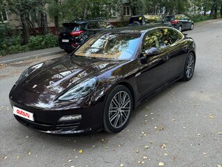 2013 Porsche Panamera 4S I, красный, 2600000 рублей, вид 3
