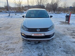 2019 Volkswagen Polo V Рестайлинг, белый, 990000 рублей, вид 2