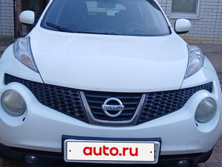 2011 Nissan Juke I, белый, 900000 рублей, вид 2